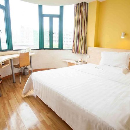 7Days Inn Laiwu Fengcheng West Street Exteriör bild