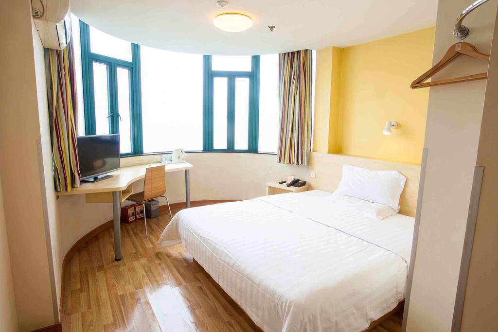 7Days Inn Laiwu Fengcheng West Street Exteriör bild
